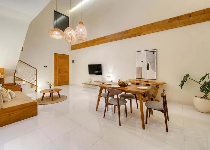 Casa De Fiero A4 2br In Seminyak