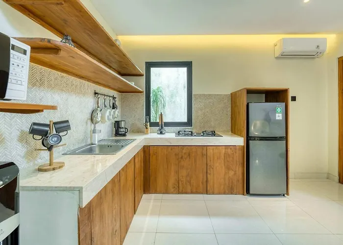 Casa De Fiero A4 2br In Villa Seminyak